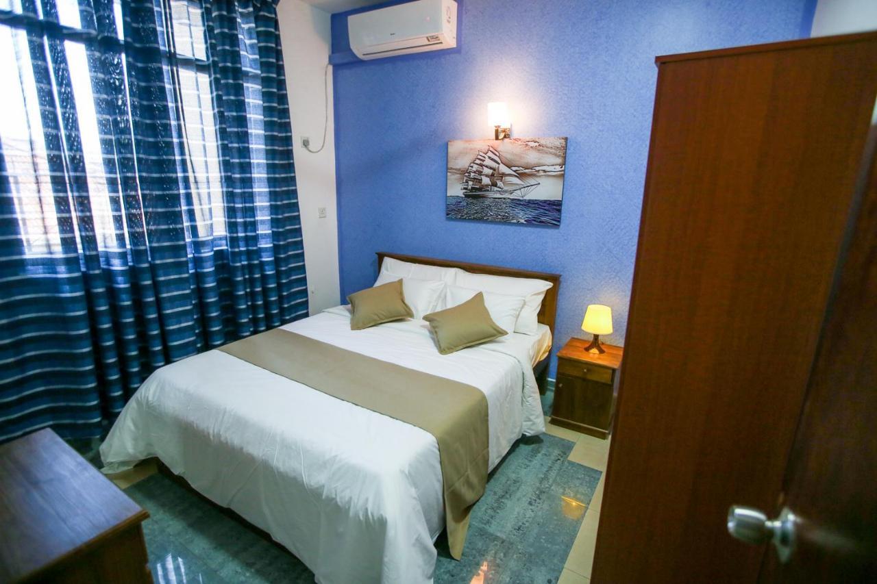 Maple Tree Residencies Hotel Dehiwala-Mount Lavinia Exterior photo